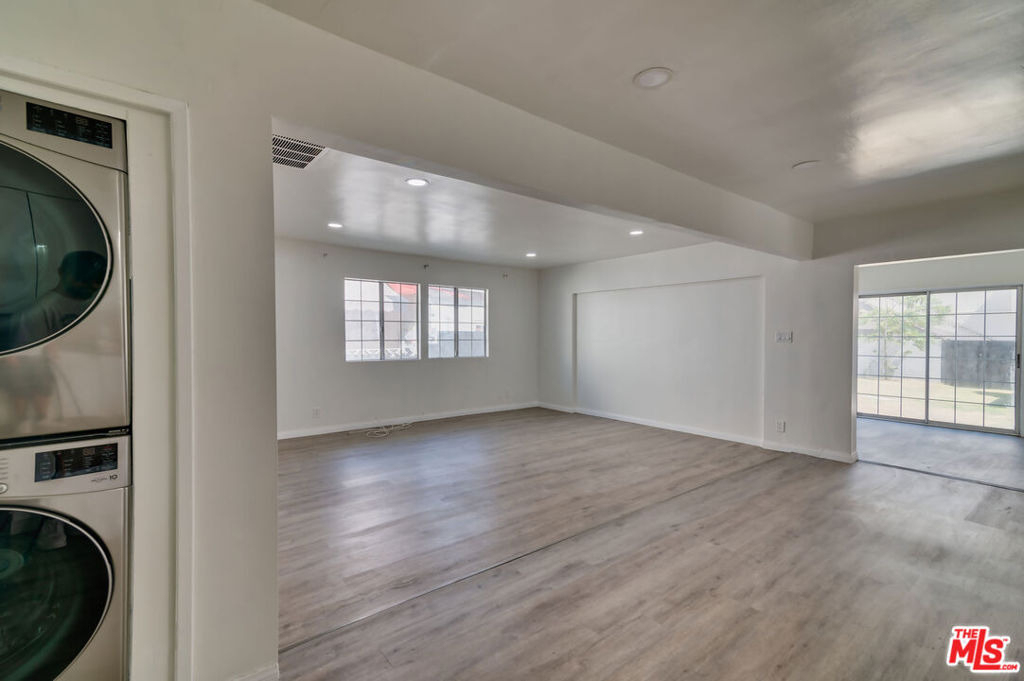 15013 Hartsook Street - Photo 8