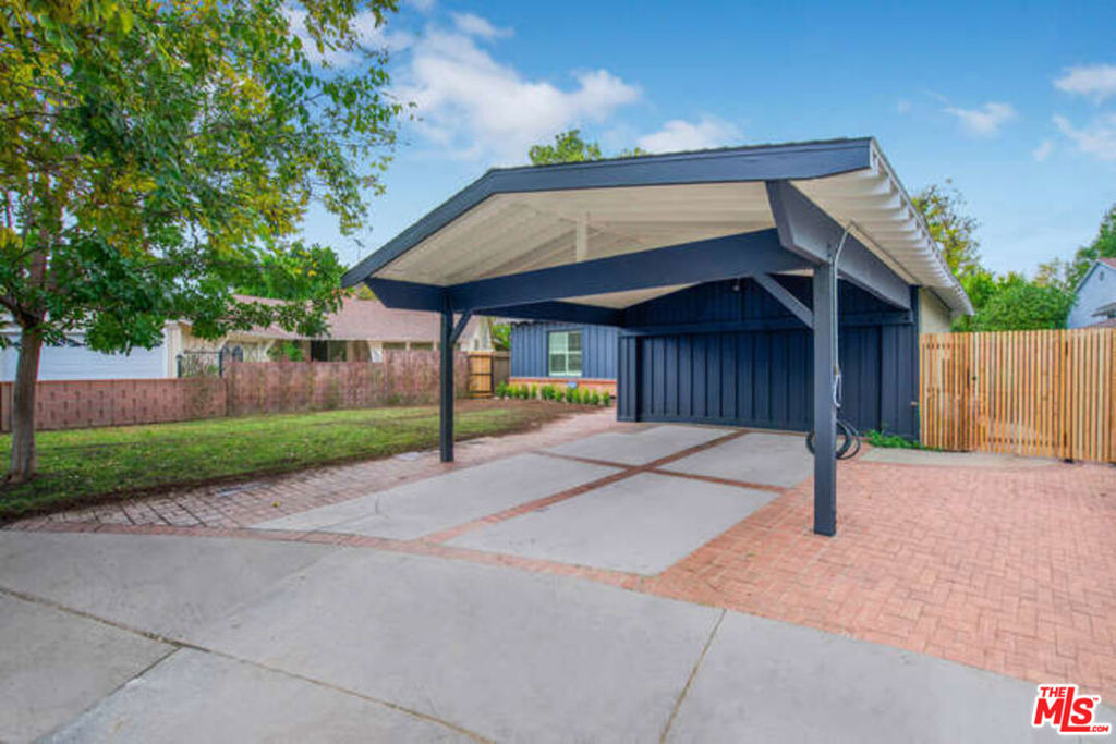 4437 Vantage Avenue - Photo 13