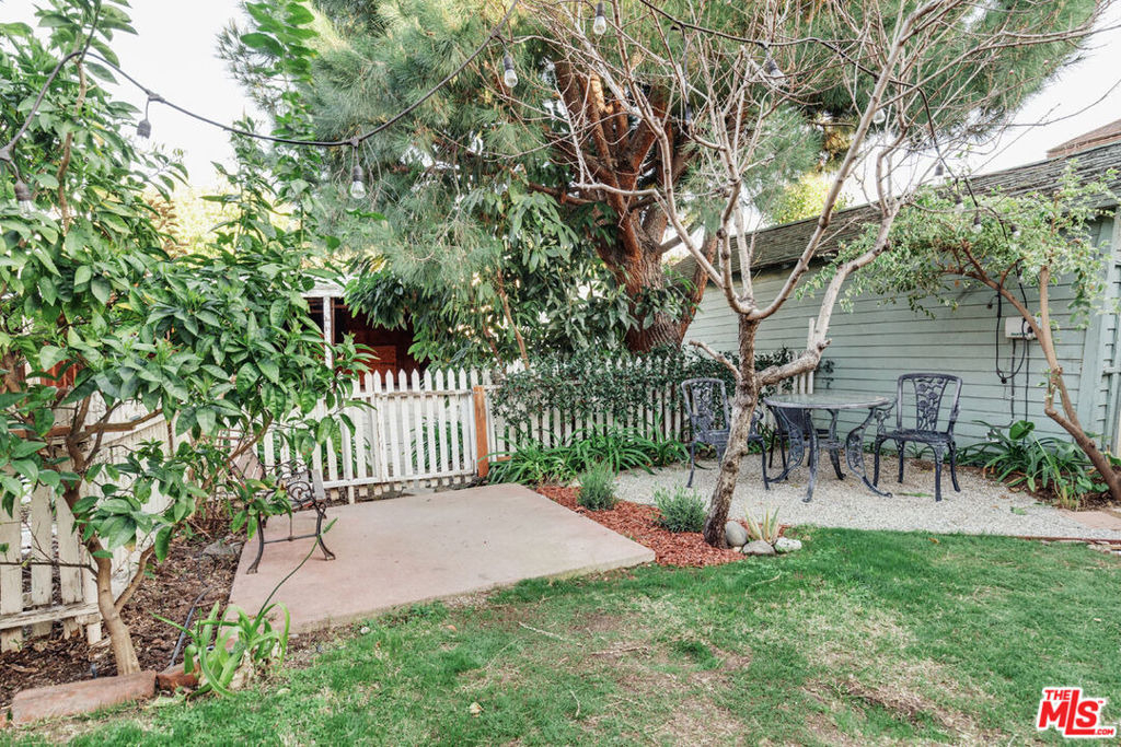 1005 W Kensington Road - Photo 32