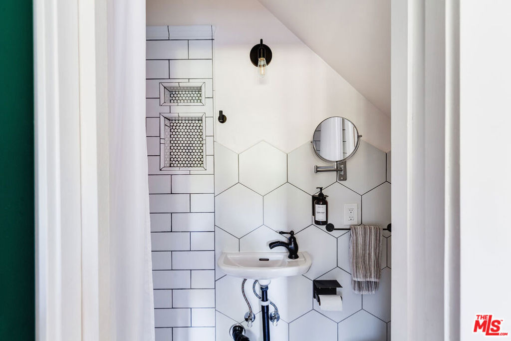 1005 W Kensington Road - Photo 10