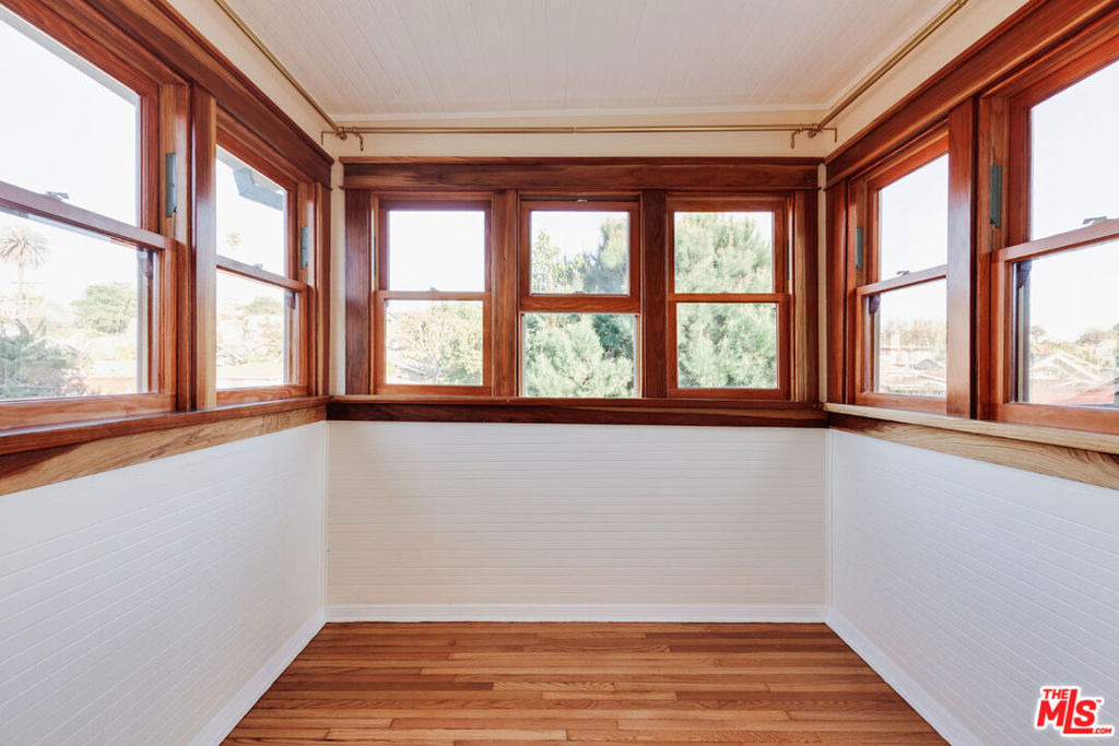 1005 W Kensington Road - Photo 23