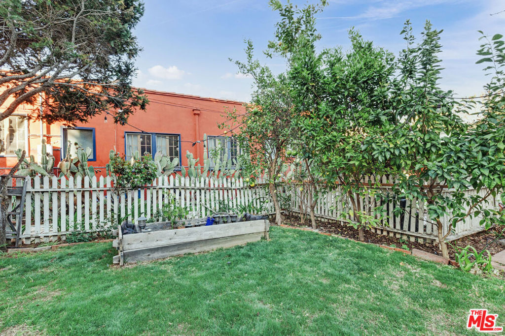 1005 W Kensington Road - Photo 31