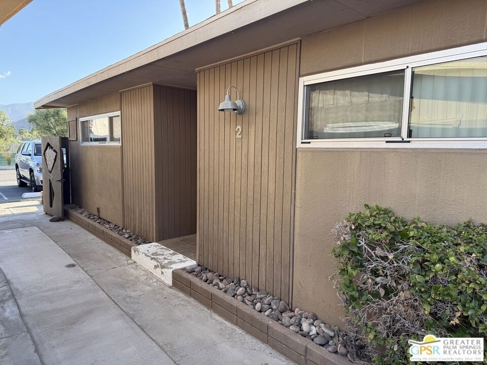 366 W Mariscal Road - Photo 1