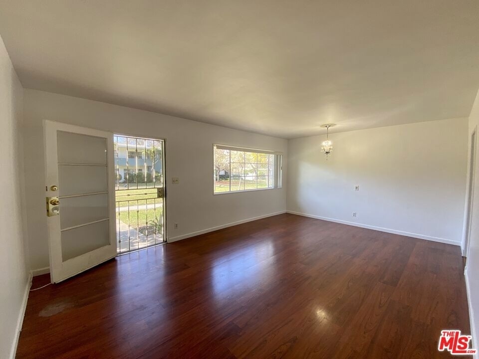 5456 Village Green - Photo 5