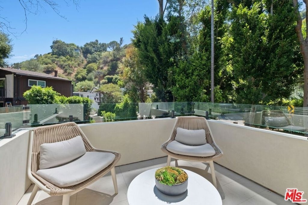 1712 N Beverly Glen Boulevard - Photo 18