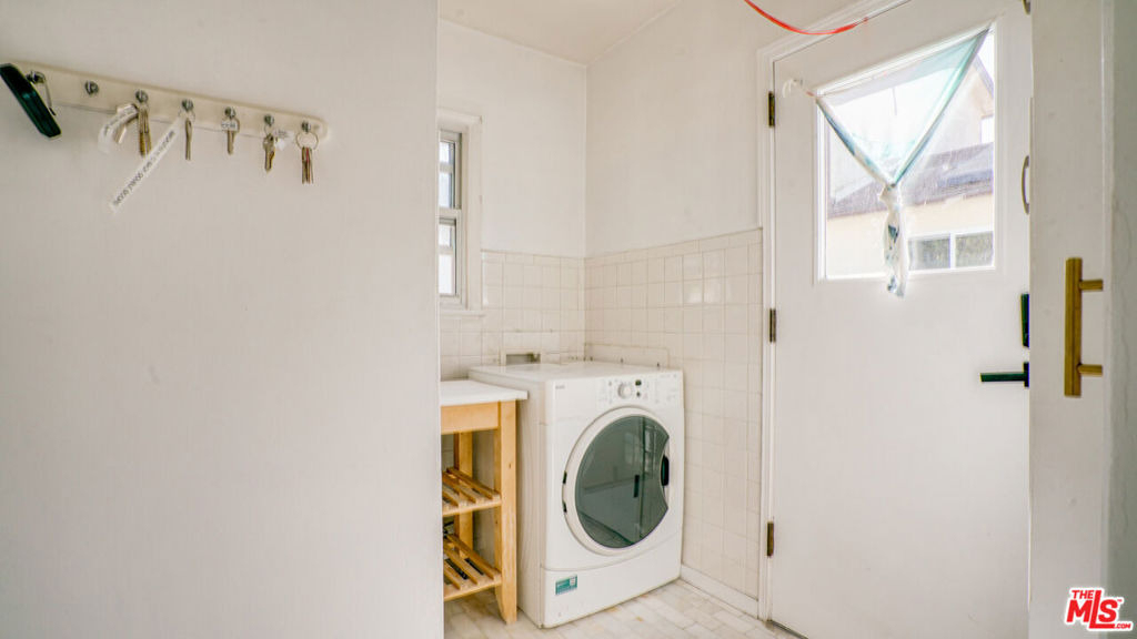 6632 W 87th Street - Photo 12