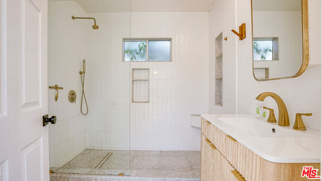 6632 W 87th Street - Photo 15