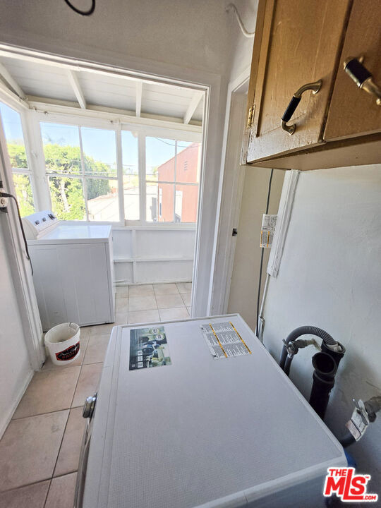 1331 Masselin Avenue - Photo 16