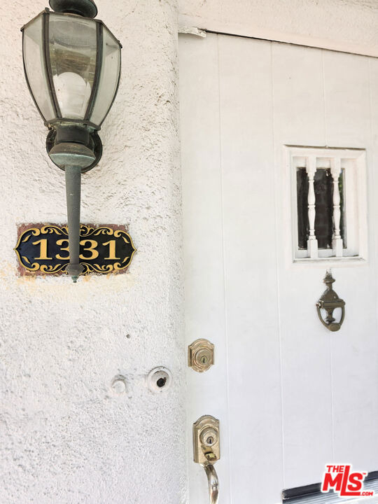 1331 Masselin Avenue - Photo 18