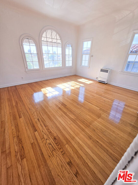 1331 Masselin Avenue - Photo 1