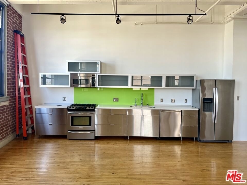 1850 Industrial Street - Photo 18