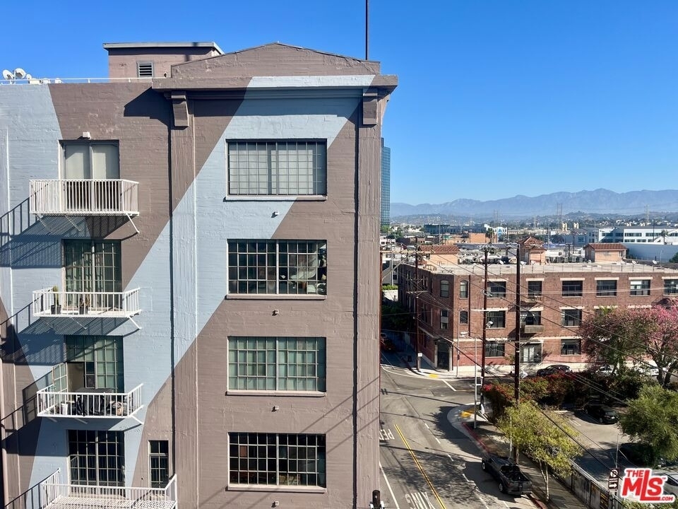 1850 Industrial Street - Photo 3