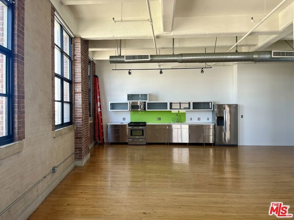 1850 Industrial Street - Photo 17