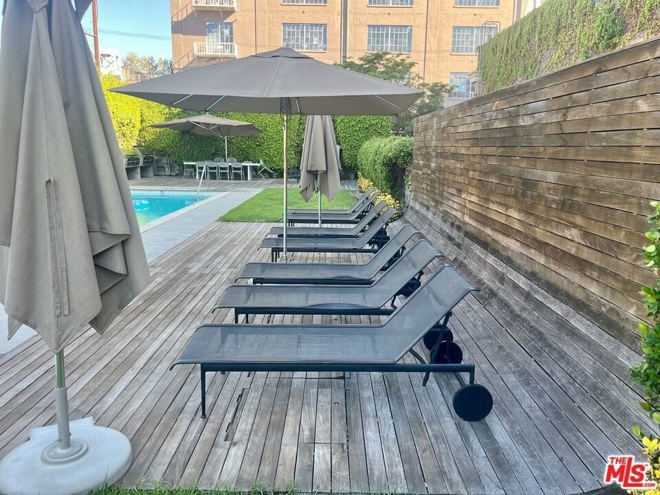 1850 Industrial Street - Photo 32