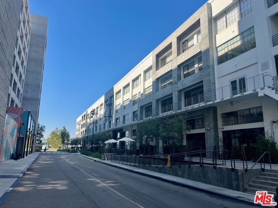 1850 Industrial Street - Photo 67