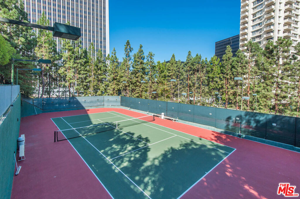 2132 Century Park Lane - Photo 34