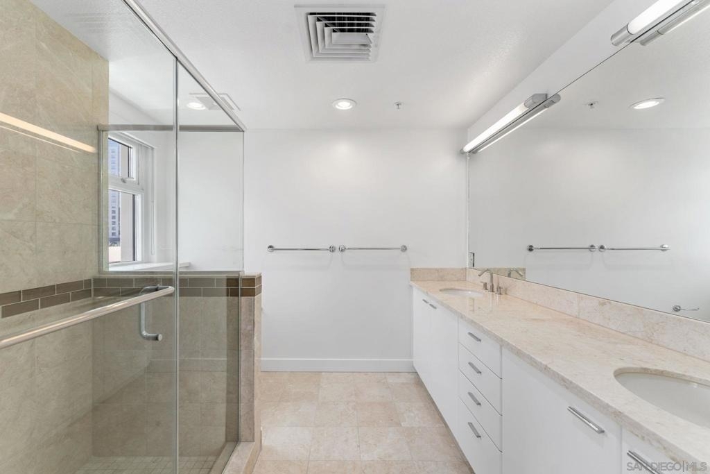 1199 Pacific Hwy - Photo 18