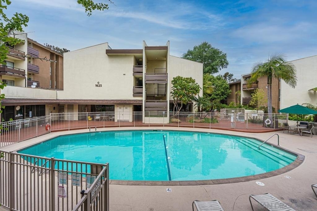 1625 Hotel Cir S - Photo 14