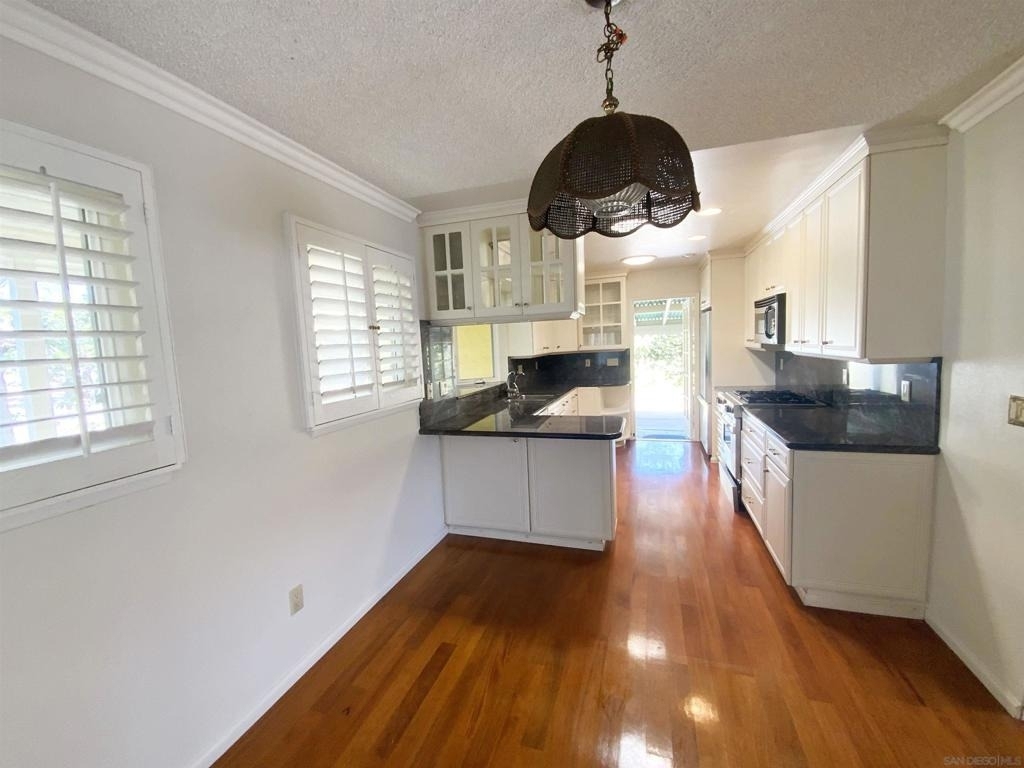 170 Acacia Way - Photo 14