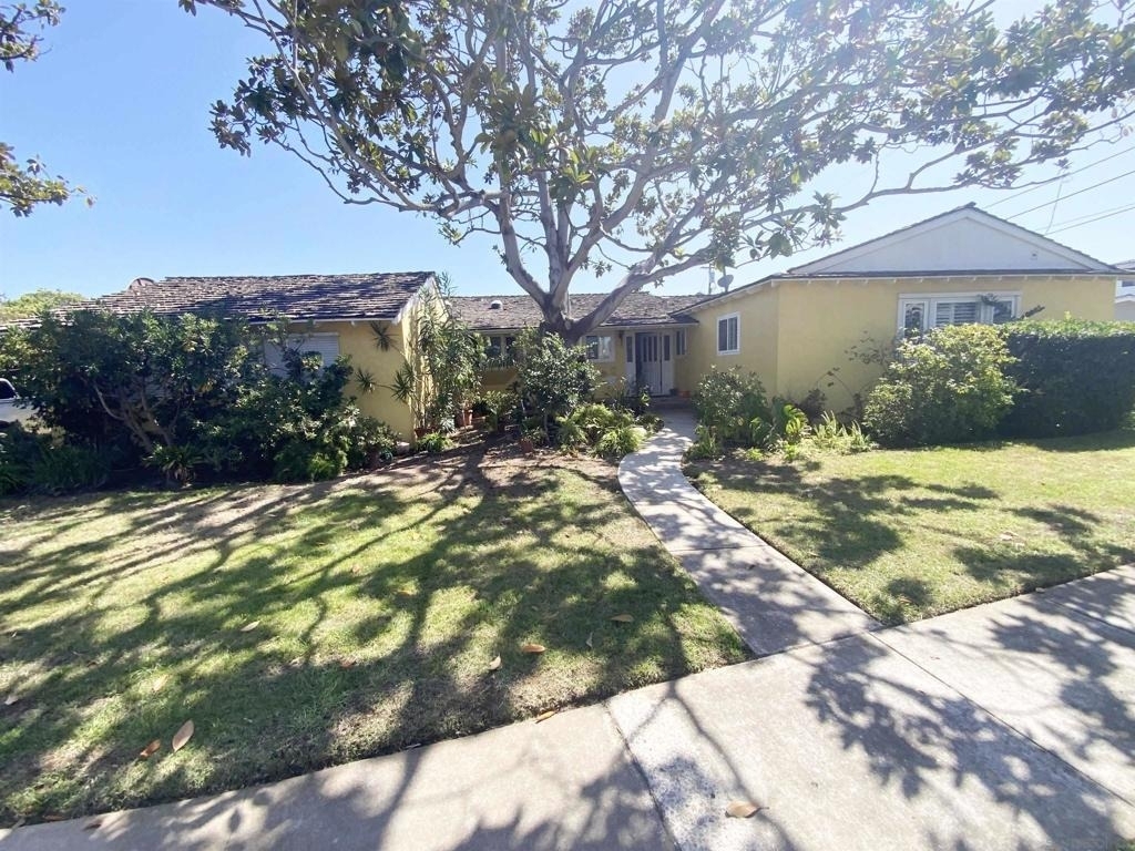 170 Acacia Way - Photo 1
