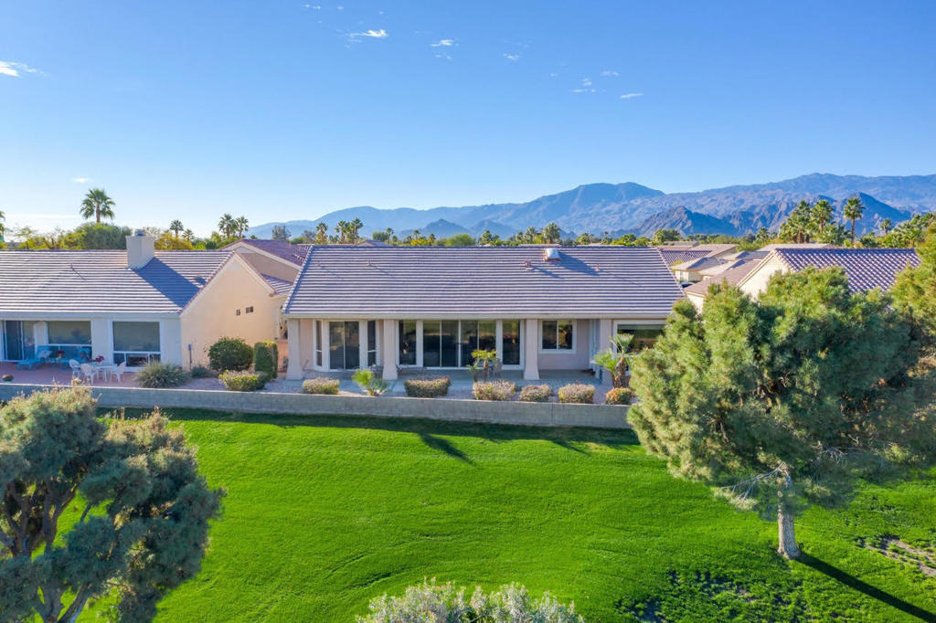 39264 Mirage Circle - Photo 1