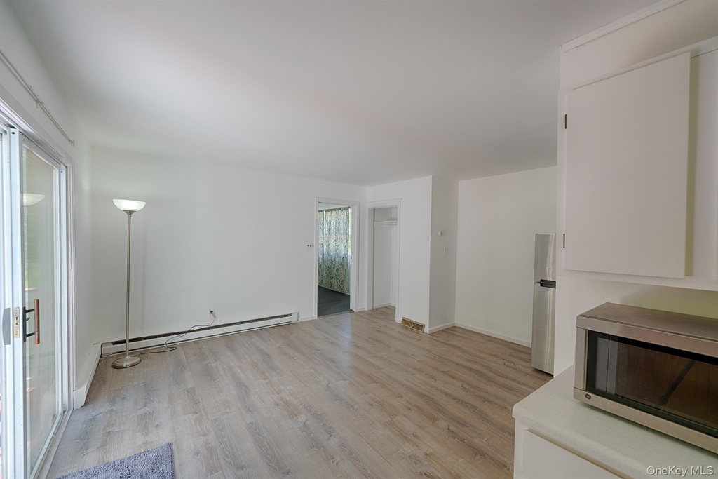 21 Van Dam - Photo 9