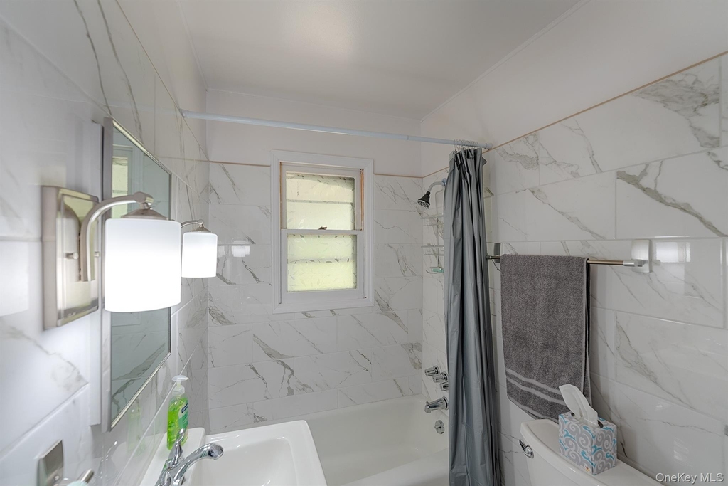 21 Van Dam - Photo 11