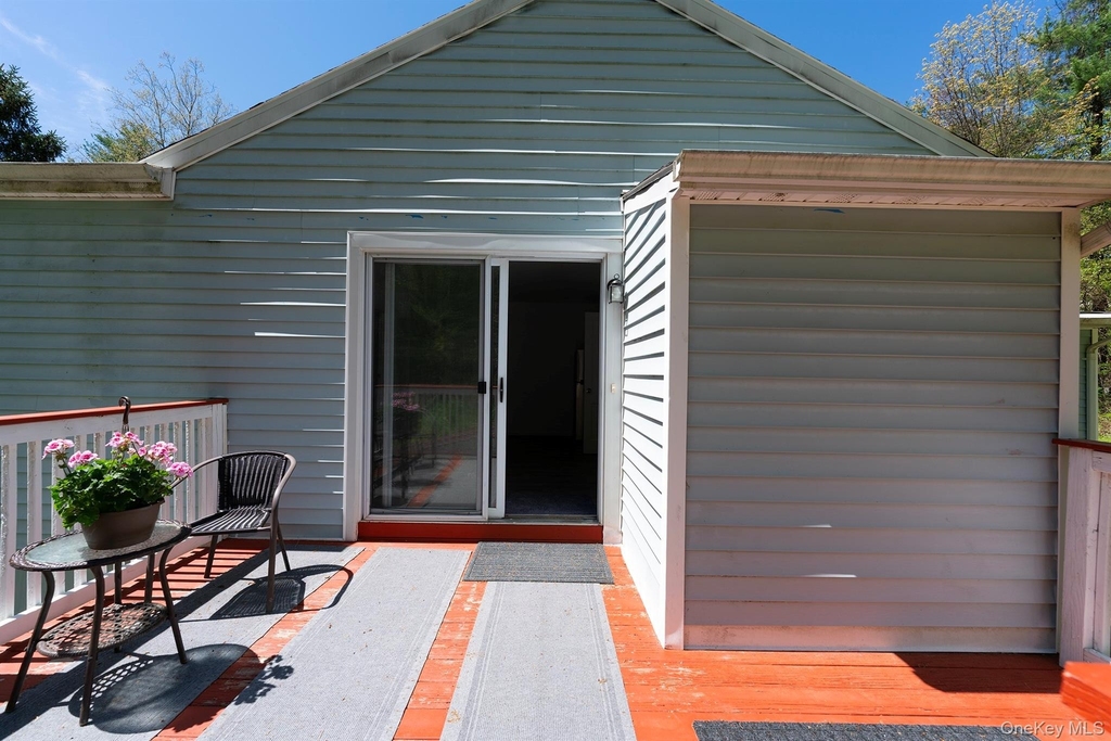 21 Van Dam - Photo 5