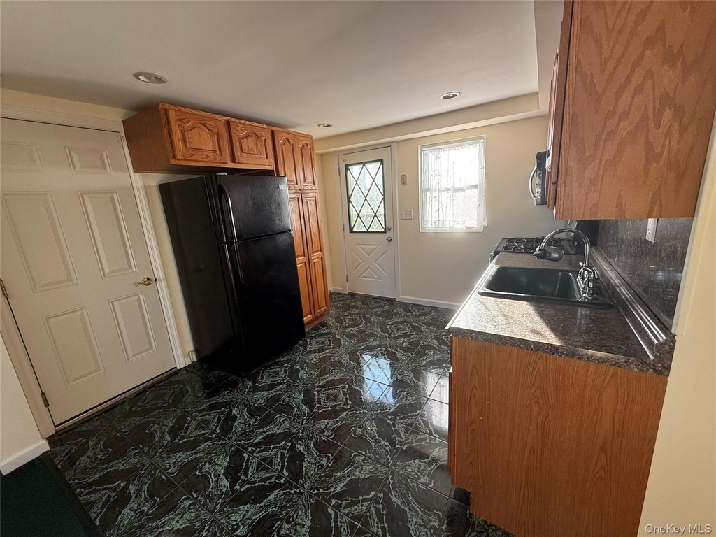 84 Surf Road - Photo 8