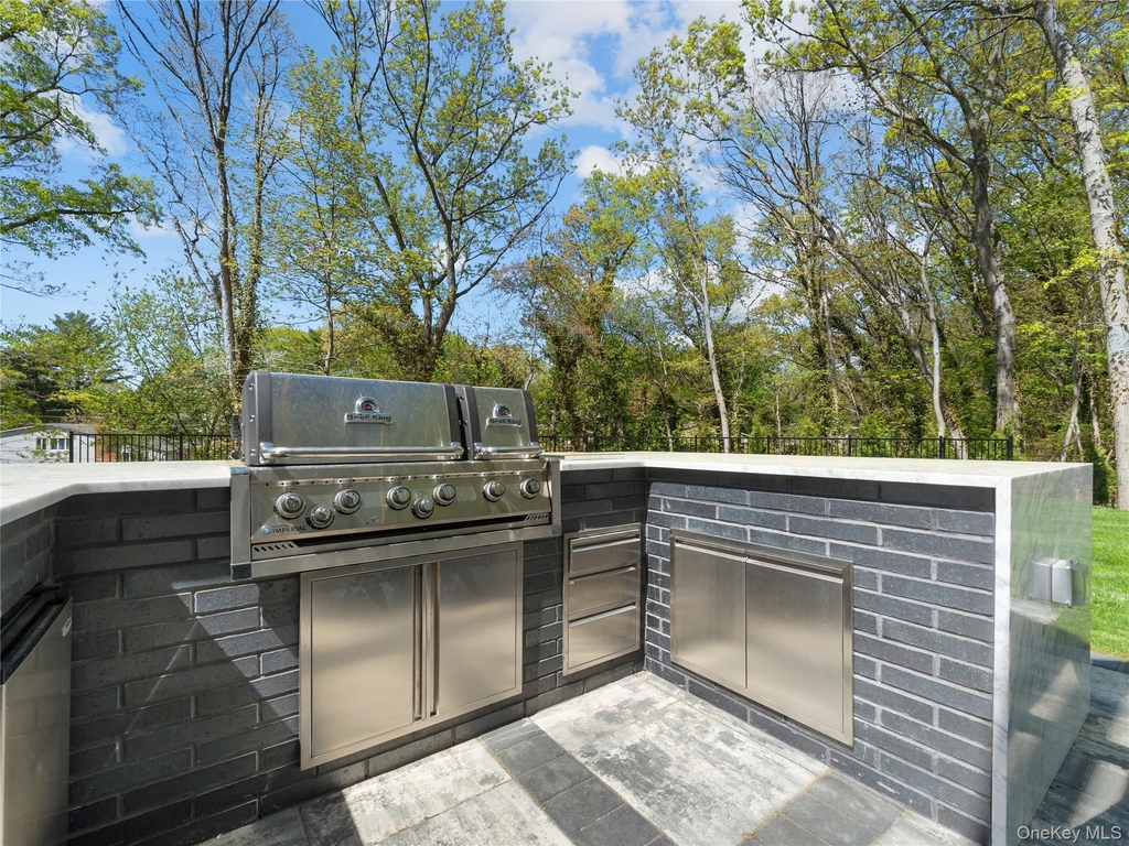 5 N Hills Road - Photo 5