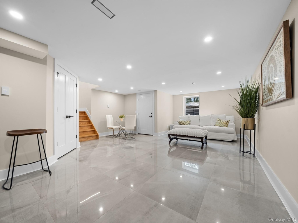 5 N Hills Road - Photo 44