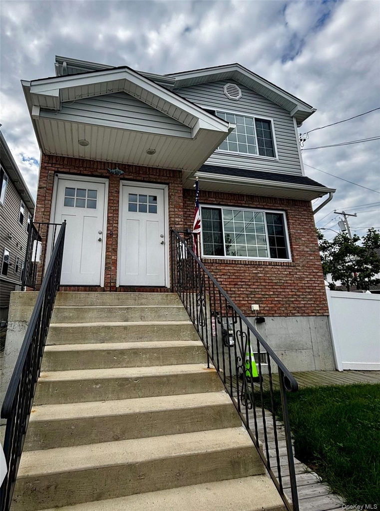 6261 De Costa Avenue - Photo 1