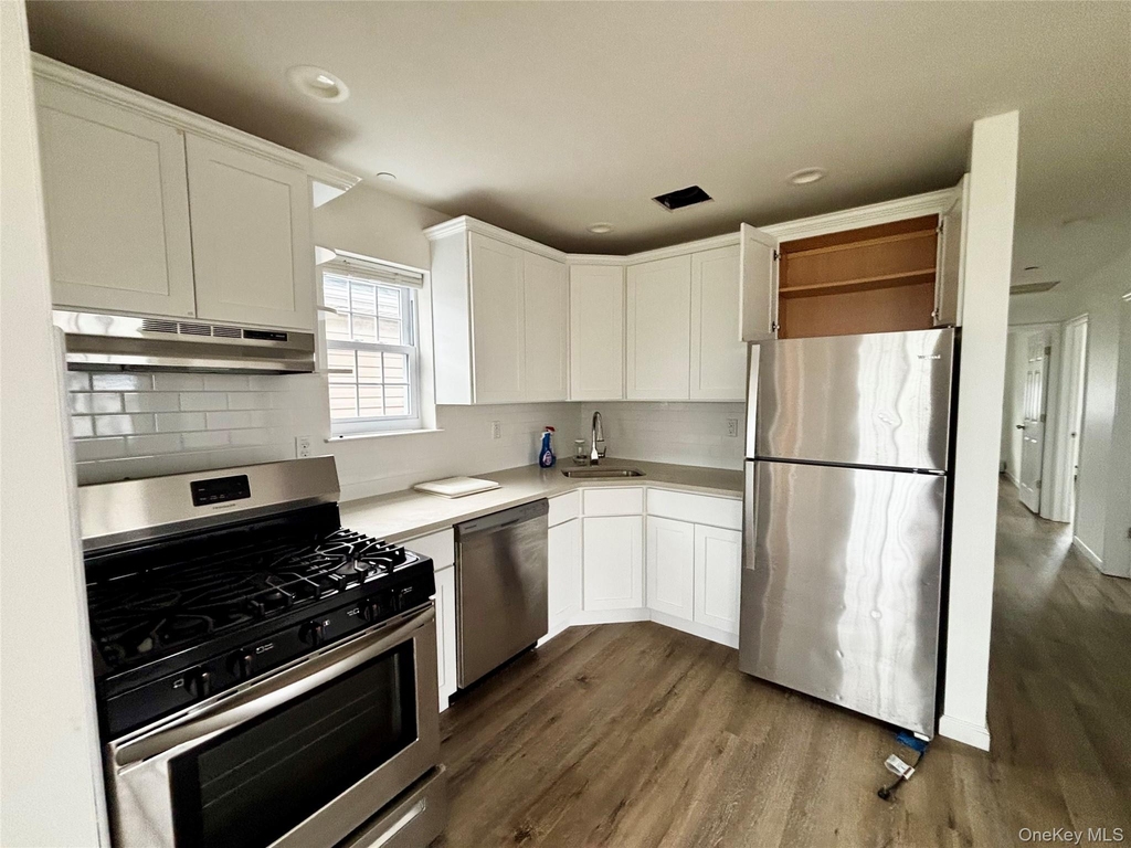 6261 De Costa Avenue - Photo 4