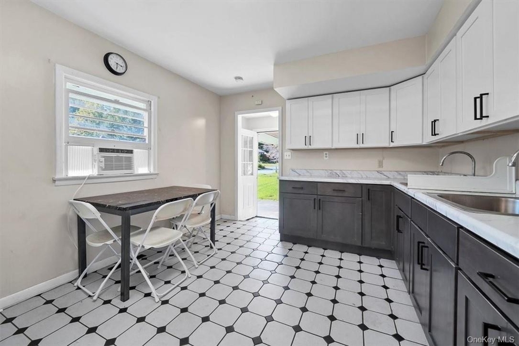 149 Park Avenue - Photo 2