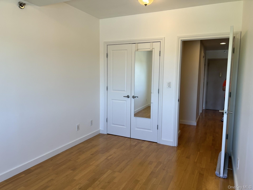 143-20 Hoover Avenue - Photo 19