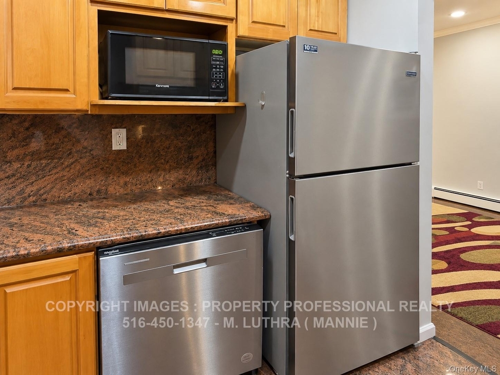 76-29 271 St. - Photo 23