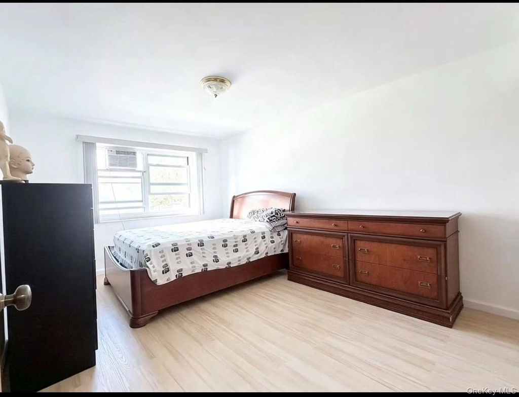 111-21 66th Avenue - Photo 4