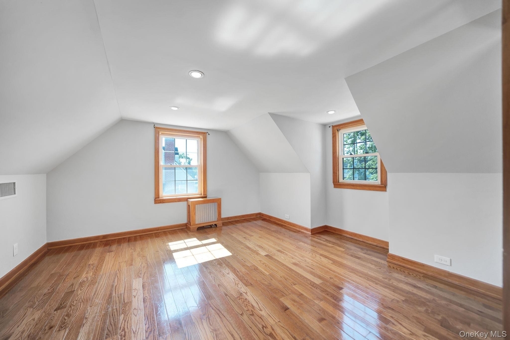 64 Dewitt Street - Photo 19