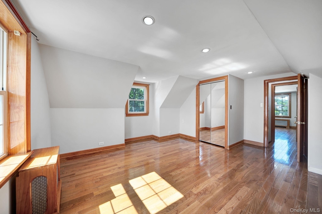 64 Dewitt Street - Photo 20