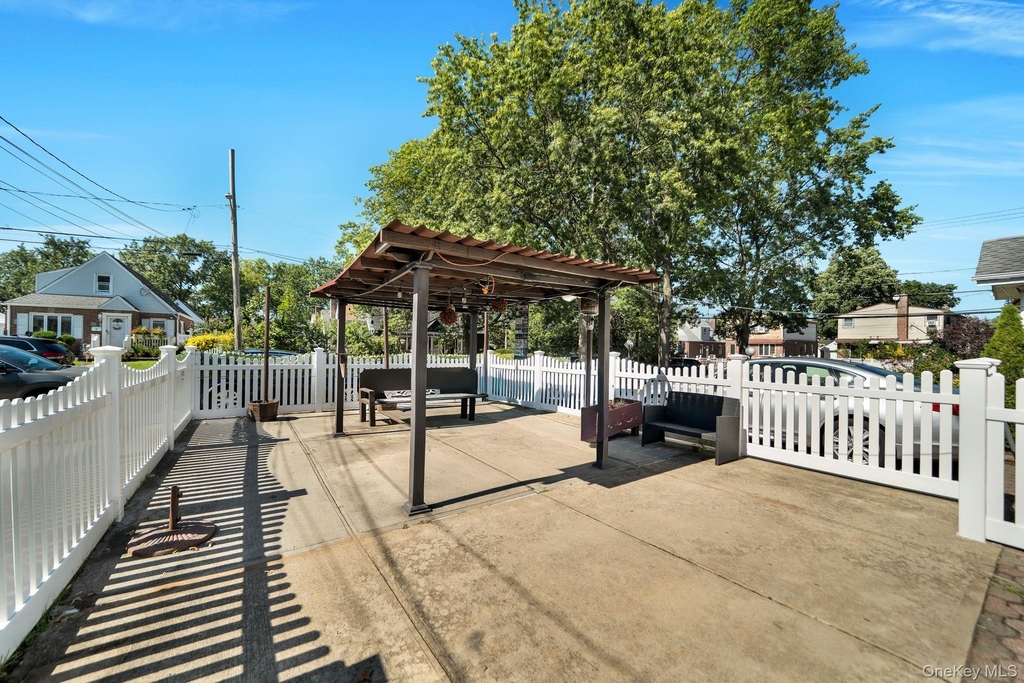 64 Dewitt Street - Photo 28