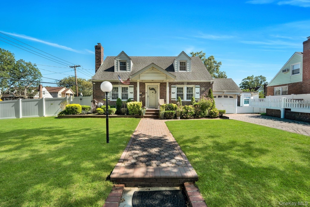 64 Dewitt Street - Photo 0