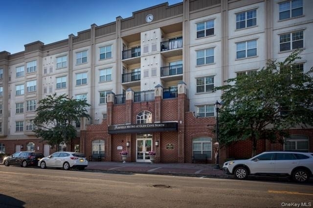 100 Glen Street - Photo 0