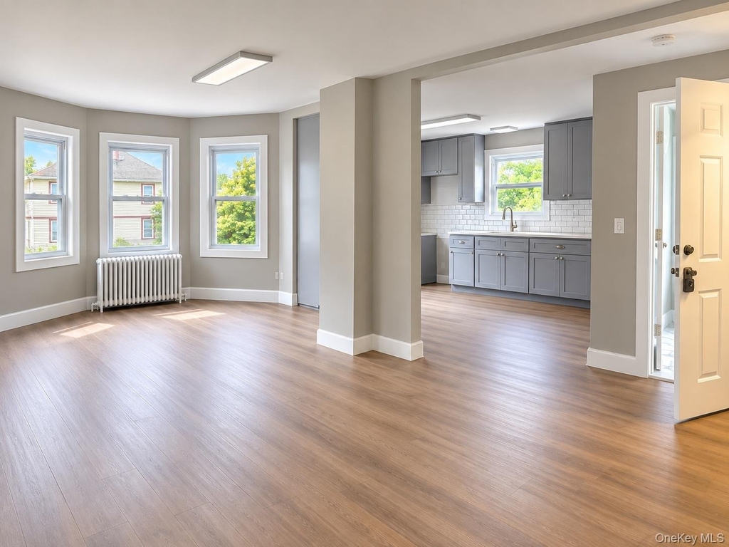 105 Maple Street - Photo 2