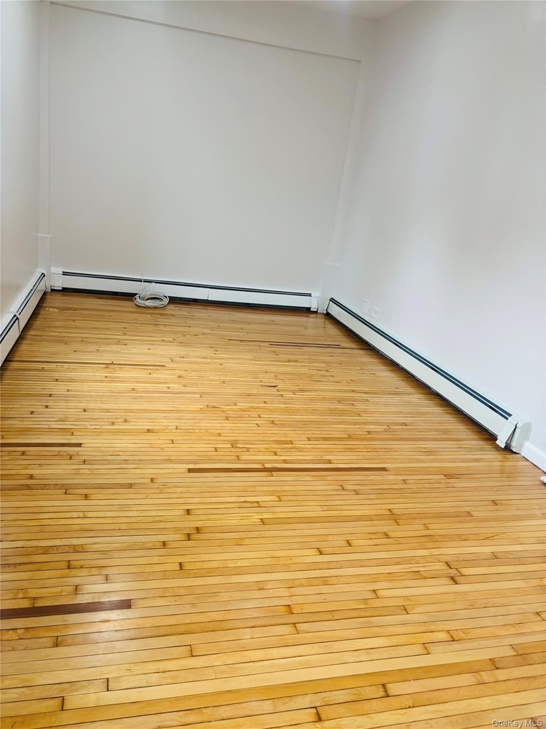 284 Somerville Place - Photo 3