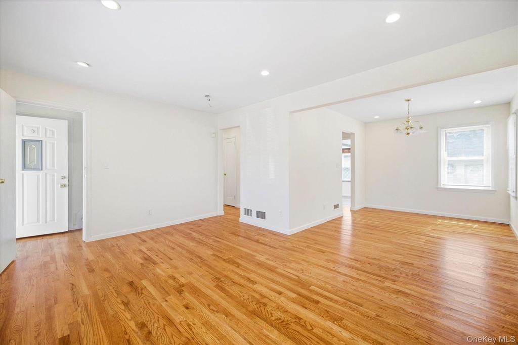 1128 Braxton Street - Photo 5