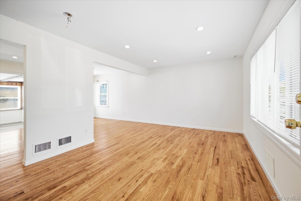 1128 Braxton Street - Photo 4