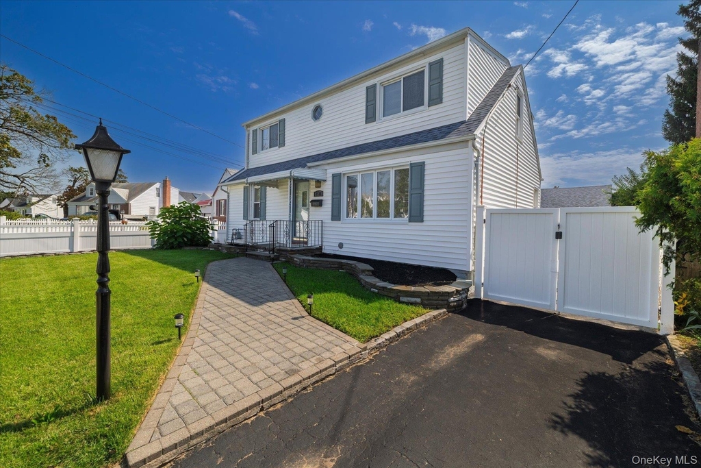 1128 Braxton Street - Photo 0
