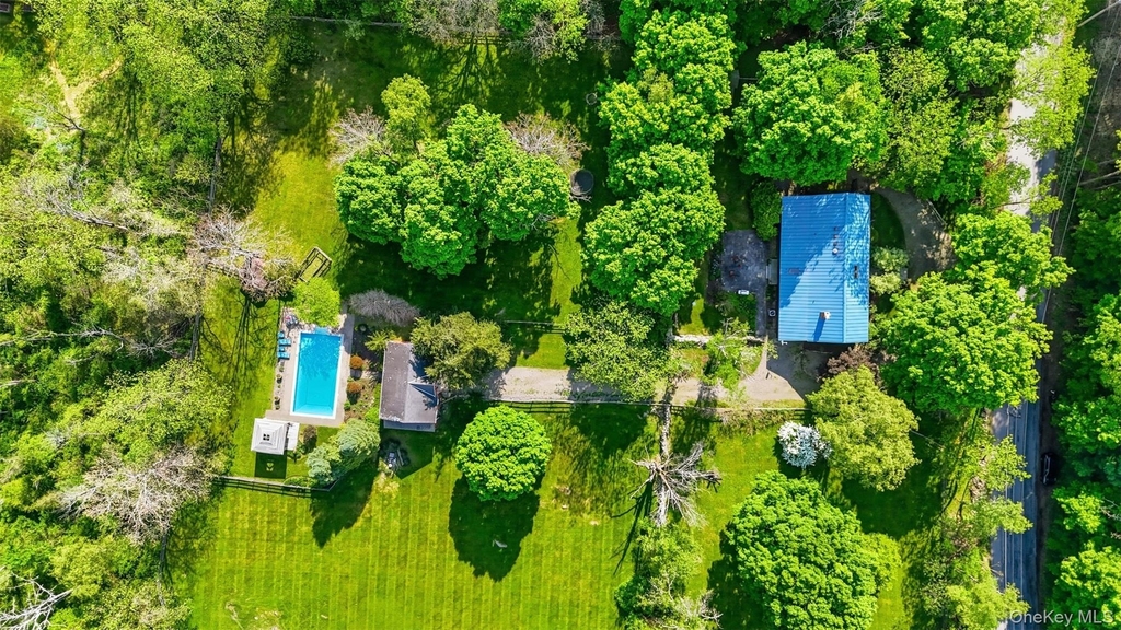 101 Drake Road - Photo 0