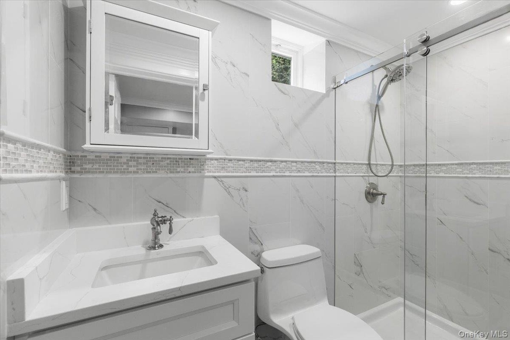 85 Franklin Avenue - Photo 25