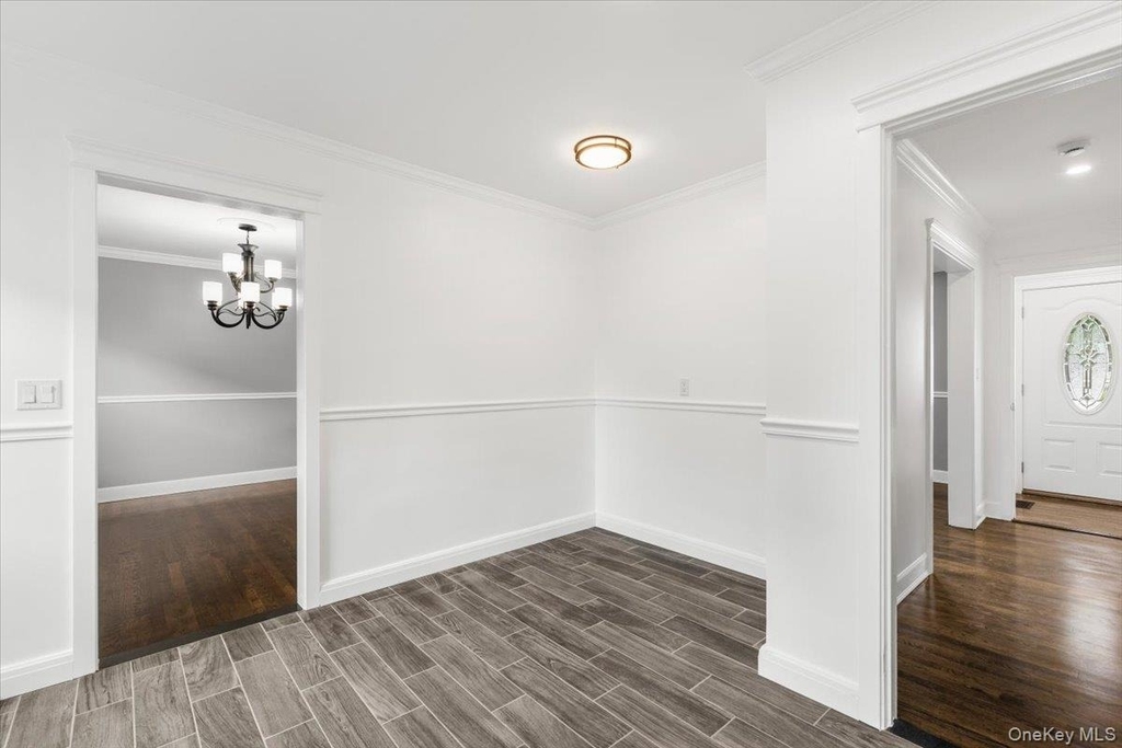 85 Franklin Avenue - Photo 12